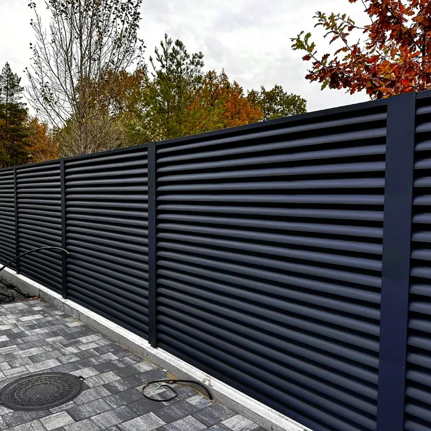 Фото 4 забор еврожалюзи 7024 МАТТЕ Серый Графит матовый двусторонний